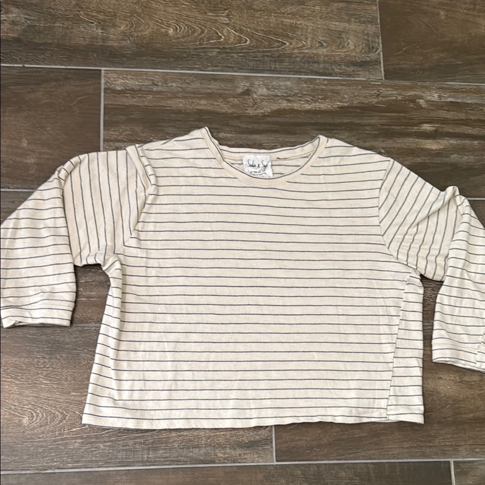 Sadie & Sage Cream and Black Crop Top Relaxed Fit